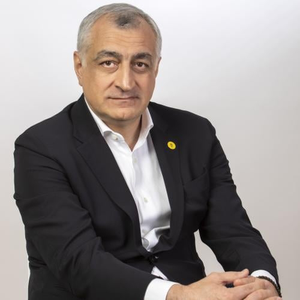 Mamuka Khazaradze